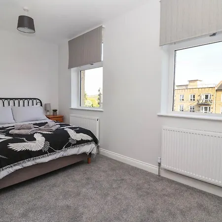 Canal View * Skipton